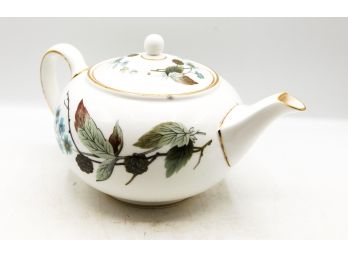Beautiful Vintage Tea Pot W/ Lid - Wedgewood - Bone China - 'Spring Morning' - Made In England