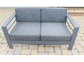 Outdoor Love Seat With Cushions