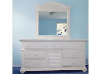 Broyhill White Dresser With Mirror