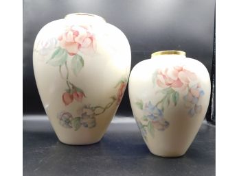 Pair Of Lenox Chatsworth Vases Decorated With 24K Gold, 2 Piece Lot Made In The USA