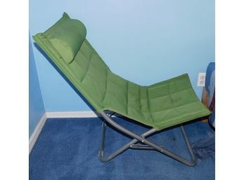 Green Gravity Folding Lawn Chair