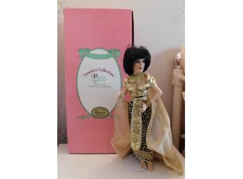 Vintage Paradise Galleries Treasury Collection Premiere Edition Porcelain Doll With Box