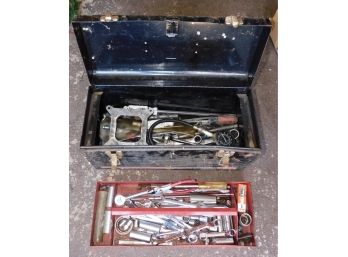 Craftsman Metal Toolbox With Handle & Assorted Lot Of Sockets/tools