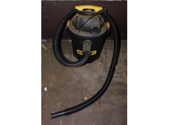 Stanley 4.0 HP 6.0 Gallon Wet/dry Vacuum