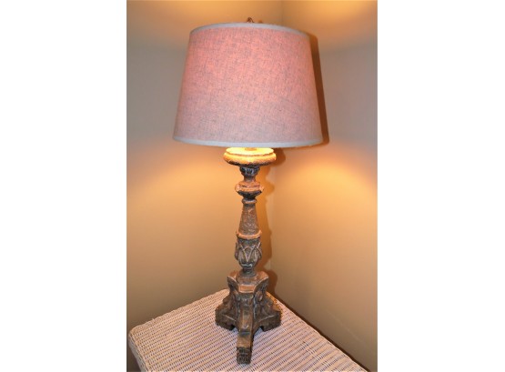 Lovely Table Lamp With Round Shade