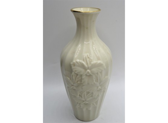 Lenox Bud Vase - Hand Decorated With 24K Gold