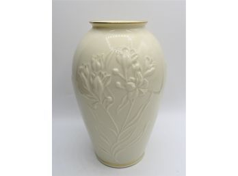 Lenox Masterpiece Vase Medium - Hand Decorated With 24K Gold