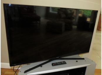 Samsung 43' Full HD Flat Smart TV UN43J5200AF With Remote