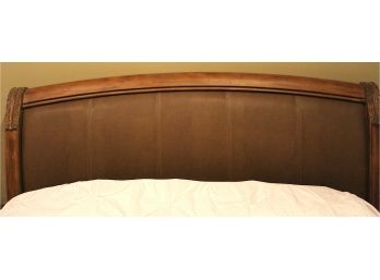 Queen Size Sleigh Bed With Matching Night Stands