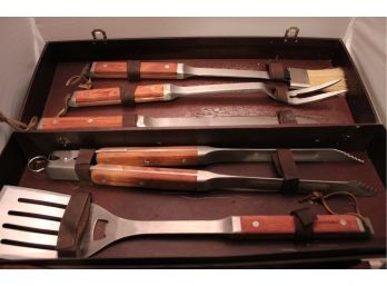 Willia Sonoma BBq Set