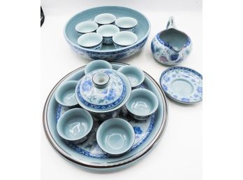 Stunning Chinese Blue Tea Set - 17 Pieces