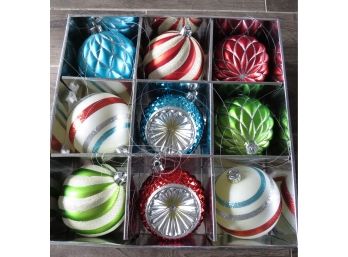 Martha Stewart Living Jingle Bright 9 Piece Swirl Contour Shatter-resistant Ornaments -in Original Box