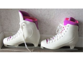 Lake Placid Women's Size 9 White Ice Skates
