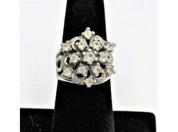 Lovely Sterling Silver Ring With Faux Stones Sterling: 925 Weight: 0.22 Ozt Size: 6 3/4