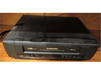 Samsung VR5409 VCR Player Recorder  - NO REMOTE CONTROL
