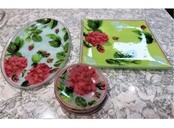 Lovely Floral Glass Plates/platter