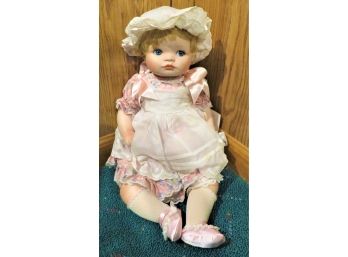 The Hamilton Collection Heritage Dolls 'jessica' Fine Porcelain Hand Crafted Doll - In Original Box