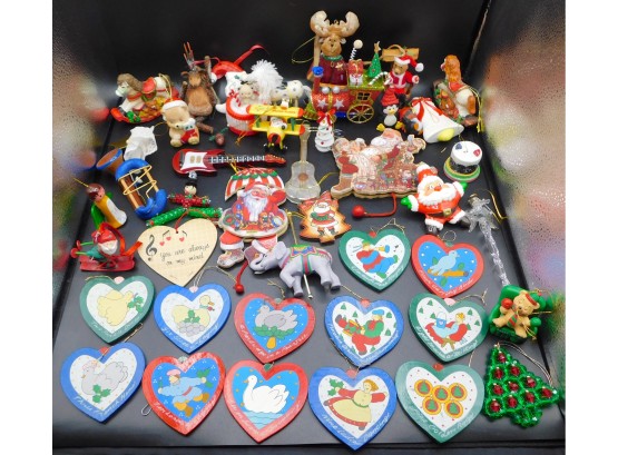 Assorted Lot Of Christmas Decor & Tree Ornaments