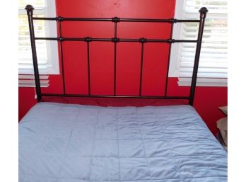 Black Metal Full Sized Bed Frame