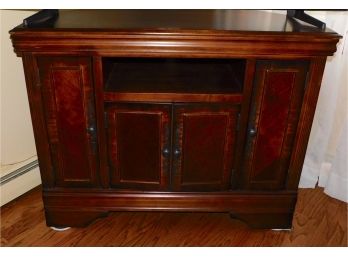 Stylish Solid Mahogany Entertainment Center /TV Stand With Four Storage Cabinets
