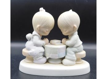 Precious Moments 'Prayer Changes Things' Figurine