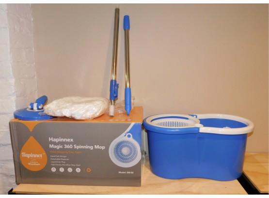 NEW Happinex Magic 360 Spinning Mop With Box And Accessories