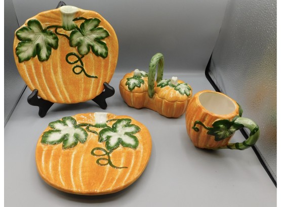 Lovely Set Of Le Gormet Pumpkin Style Plate / Mug Set