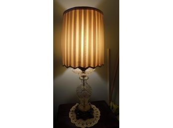 Stylish Cristal D'Albret Crystal Table Lamp With Metal Base
