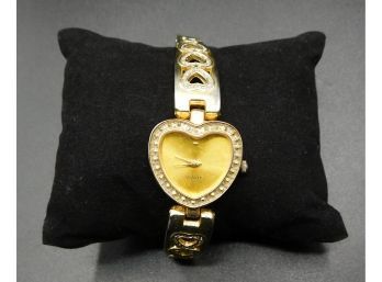 Vintage Heart Shaped Quartz Gold Tone Women's Fashion Watch