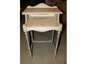 Vintage Solid Wood End Table/stand