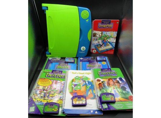 Leap Frog Leap Pad Learning Center With (6) Assorted Activity Books And Games