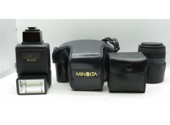 Vintage Minolta 5000 Camera W/ Sunpack Auto 433 Flash& 70-210mm Lens - Camera Bag Included