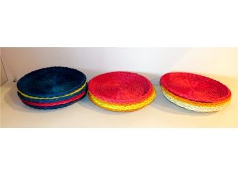 Lot Of 14 Colorful Wicker Plate Holders - Picnics, Parties, Outdoor Dining