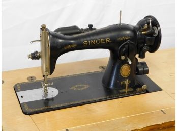 Singer Sewing Machine W/ Bench
