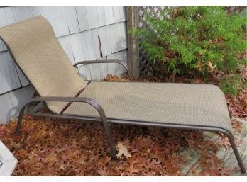 Outdoor Lounge Chair -Metal/Woven
