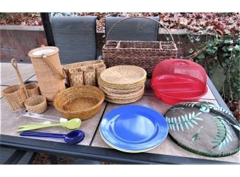 Wicker/basket Ware & Plastic Plates For Outdoor Dining - Assorted Set Of 29