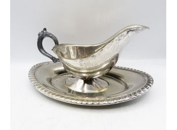 Gravy Boat W/ Attached Underplate Ribbed - Silver Plated