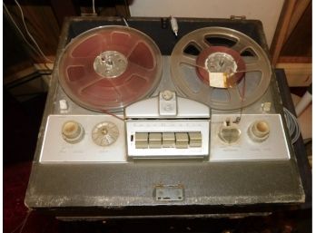 Vintage Tape-o-matic Dual Speed Reel To Reel Tape Recorder