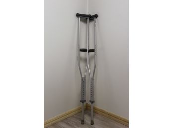 Crutches Adjustable Height LIKE NEW