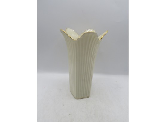 Lenox - Meridian Small Vase 8' Tall - Ribbed Ivory - Gold Trim