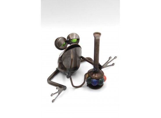 Iron Hookah Frog Sculpture