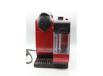 DeLonghi Nespresso EN520R Lattissima Capsule Coffee Maker