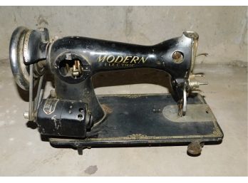 Vintage Modern Electric Sewing Machine #DA198363 - Power Cord Not Included