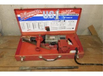 Milwaukee US1 1 1/2 INCH Stop Rotation Electric Rotary Hammer With Core Bit And Metal Carry Case