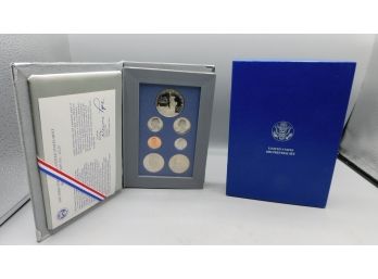 United States 1986 Prestige Coin Set With Case