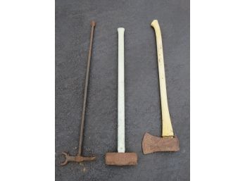 Sledgehammer, Axe & Pickaxe - Assorted Set Of 3 Hand Tools