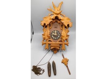 German Cuckoo Clock W/ Eschmeckfnbecher Movement Made In Germany