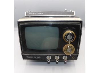 Vintage Sears Solid State Dual Power Wayfarer TV Model 5060 - Power Cord Not Included - Broken Antenna