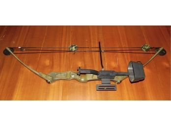 Bear White Tail 2 AMO Compound Bow - Camouflage Pattern - Arrow Holder Attachment Included
