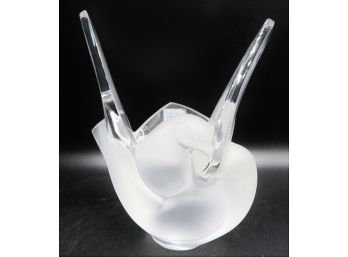 LALIQUE ART GLASS 'SYLVIE' 2 DOVES/LOVEBIRDS FROSTED CRYSTAL FLOWER VASE W/FROG - Signed